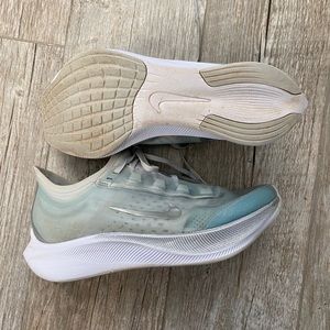 Nike Zoom Fly 3